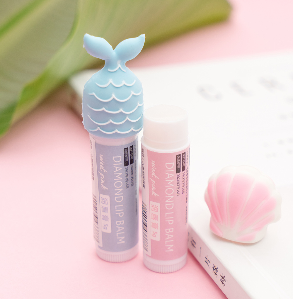 可爱防干裂干皮秋冬护唇润唇膏滋润补水保湿无色唇油女生礼物