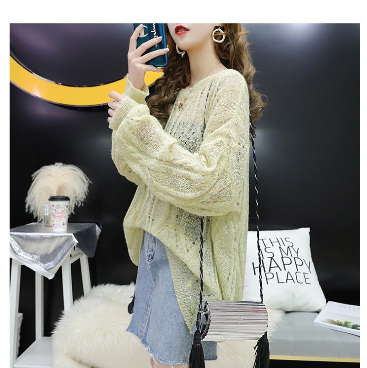 The hollowed-out knitted smock is a laid-back and loose 2019 new stylish and versatile top with sun protection details Picture