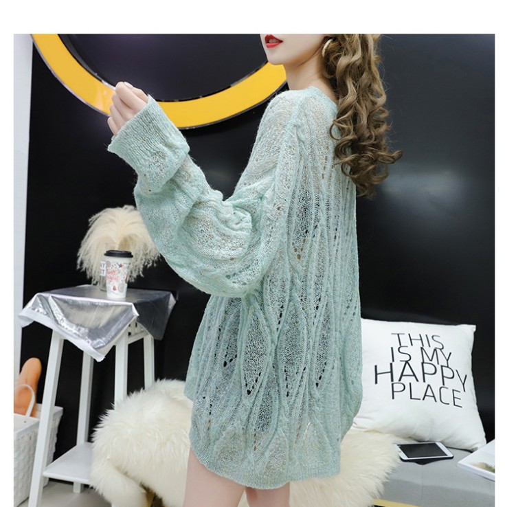 The hollowed-out knitted smock is a laid-back and loose 2019 new stylish and versatile top with sun protection Application Scenario