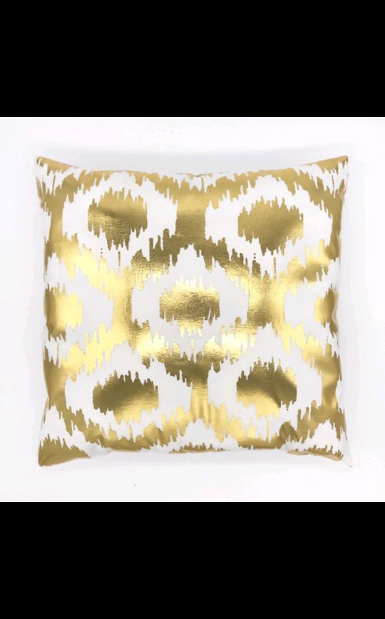 Super soft short plush positioning, gold-embossed throw pillow, cushion, cushion, square pillowcase Application Scenario