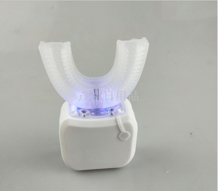 Douyin's best-selling teeth beautification device, fully automatic lazy toothbrush, ultrasonic electric toothbrush, U-shaped teeth cleaner, oral cleaning Application Scenario