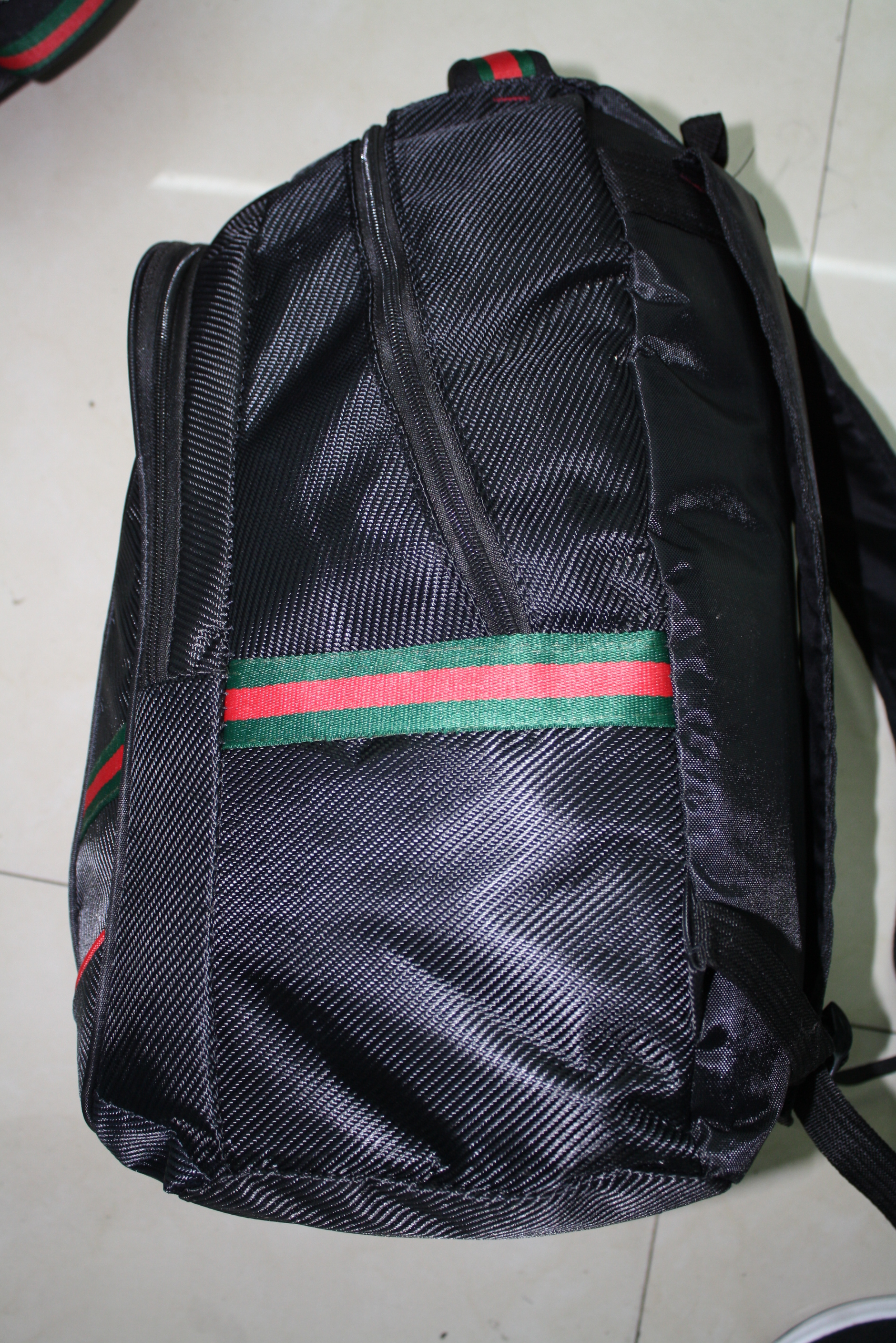 包 书包 背包 双背 斜纹双背包 低价包 手提包产品图