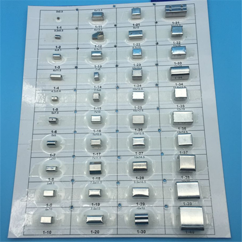 Metal electroplated flat-bottomed round bottom with teeth horse buckle Application Scenario