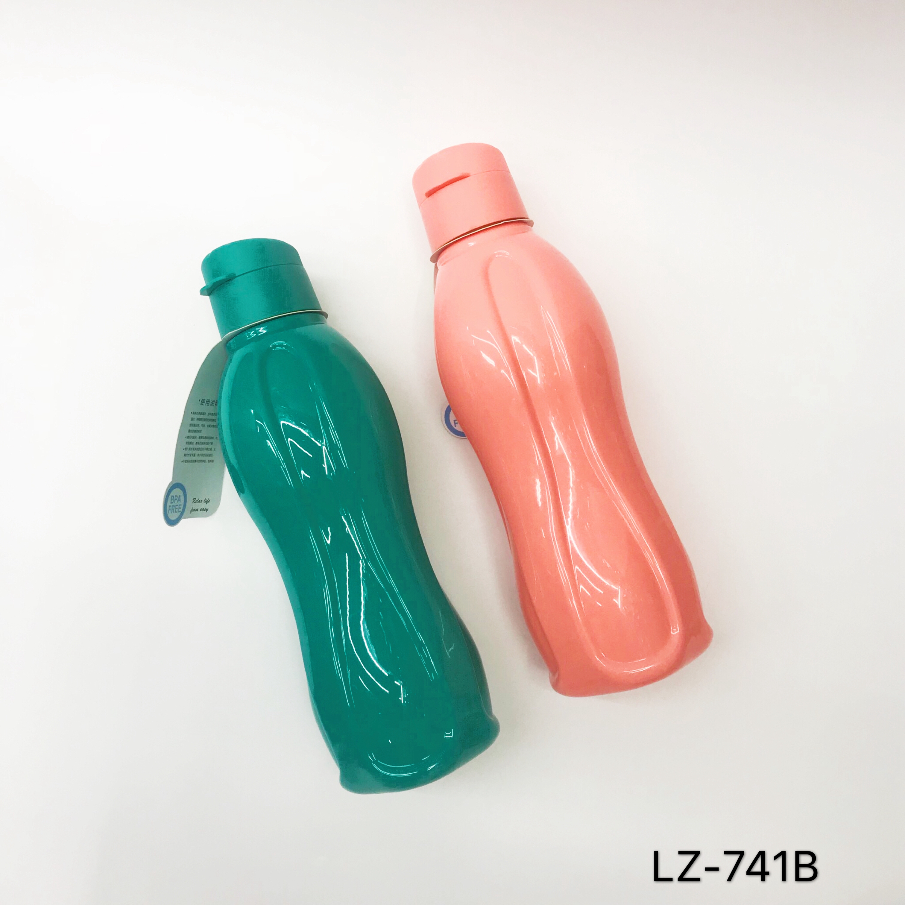 Yiwu Selection large capacity space cup portable easily accessible cup creative cup plastic cup sports water cup kettle