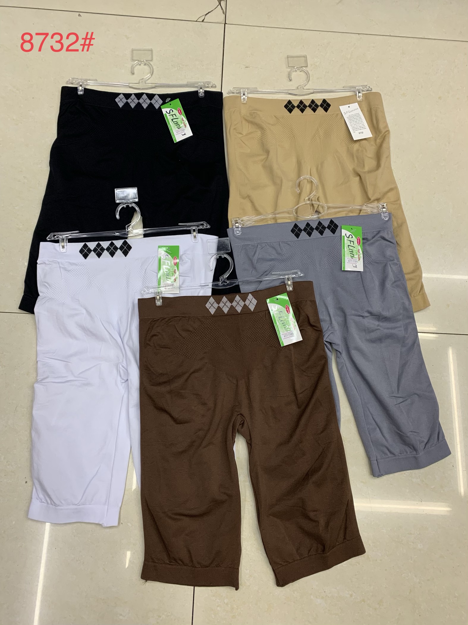 8732#无缝锦纶女士5分裤打底裤 现货