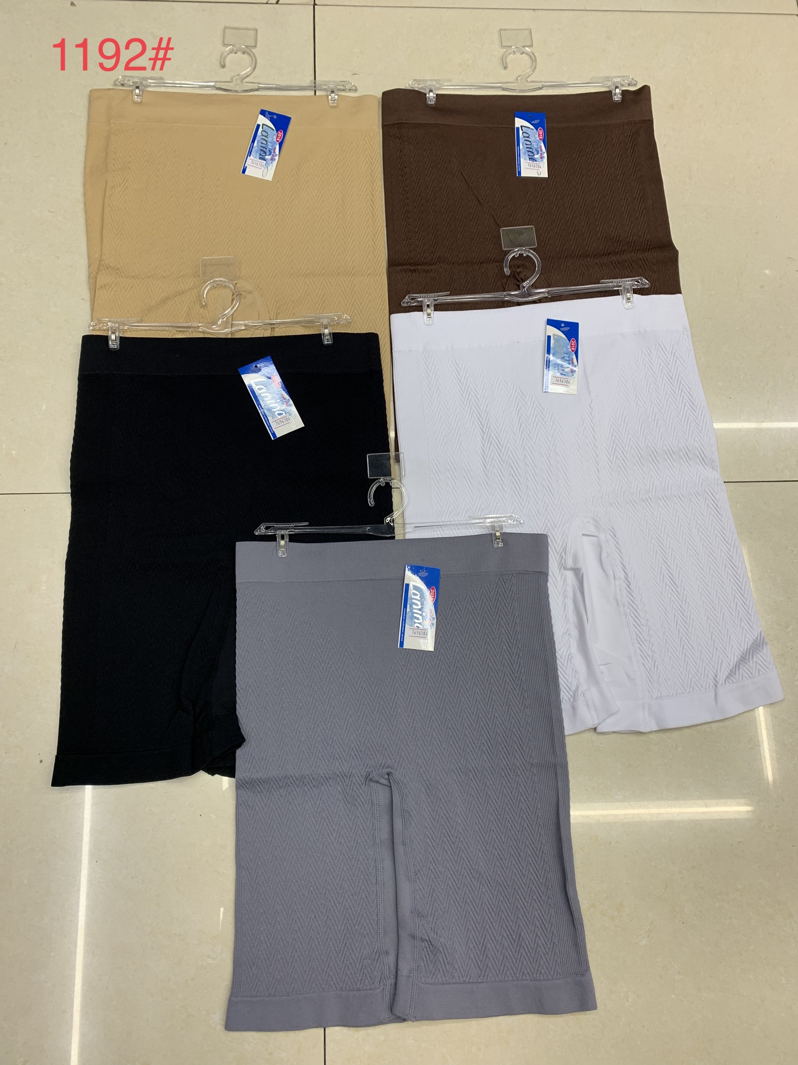 1192#无缝锦纶女士5分裤打底裤 现货