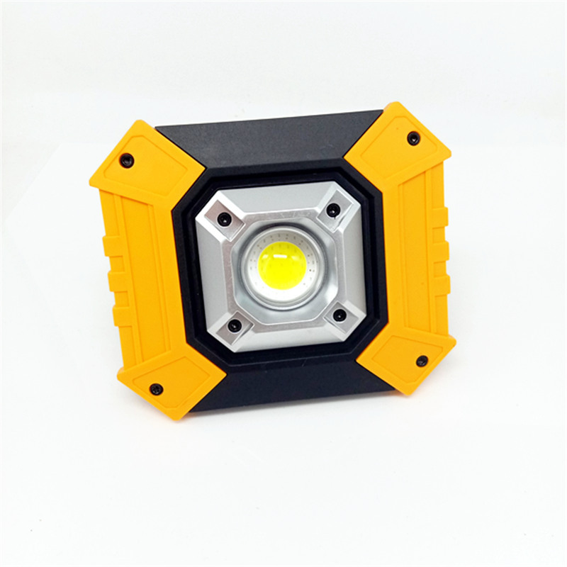 Portable COB projection lamp LED portable strong light emergency lamp work lamp