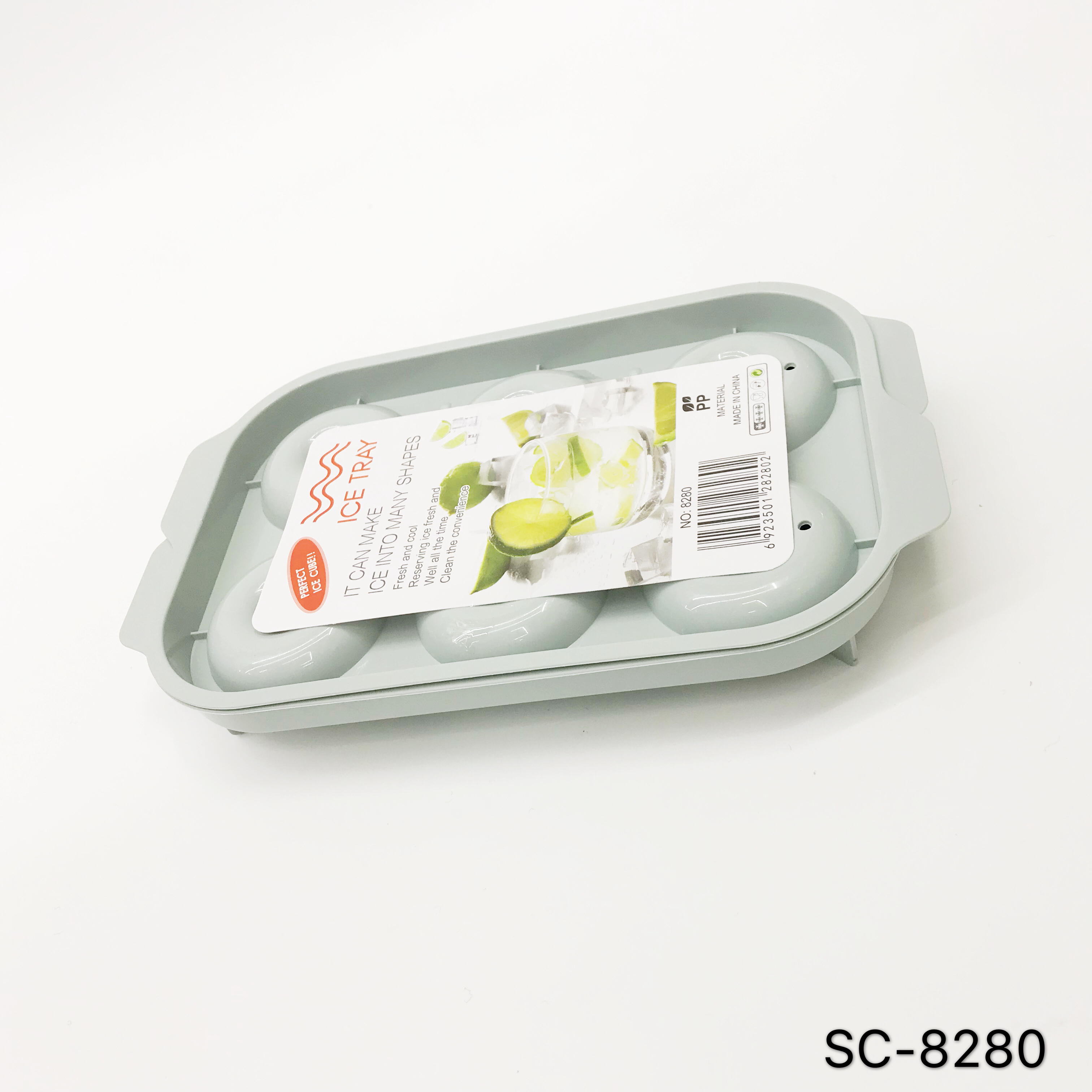 6 ice cube trays with a cover Creative homemade refrigerators made with ice cream molds