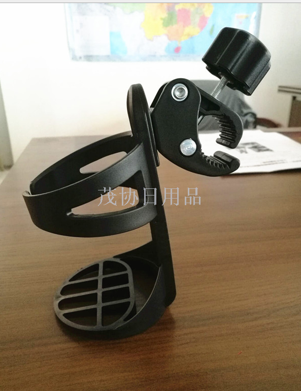 新款婴儿推车杯架水杯儿童四轮伞车奶瓶架自行车三轮车通用配件产品图
