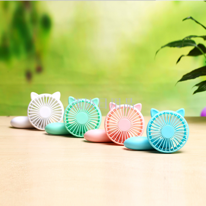 新款充电便携小风扇 USB迷你风扇 桌面小风扇 萌猫松鼠手持风扇