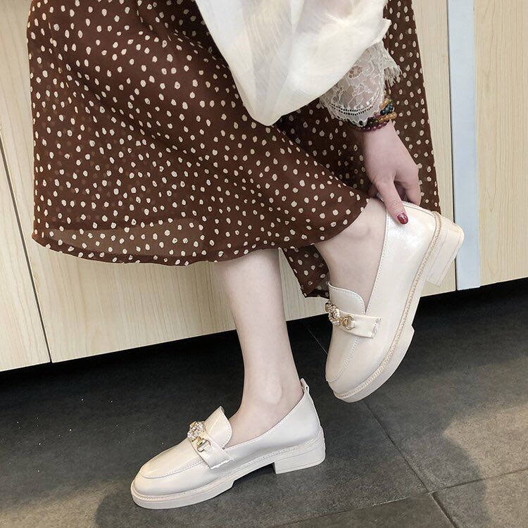 豆豆鞋新款经典款细节图