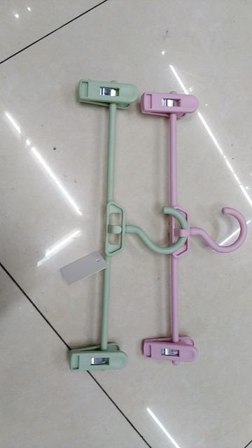 义乌好货裤夹，夹子，塑料制品，家居用品，铁架子衣架，产品图