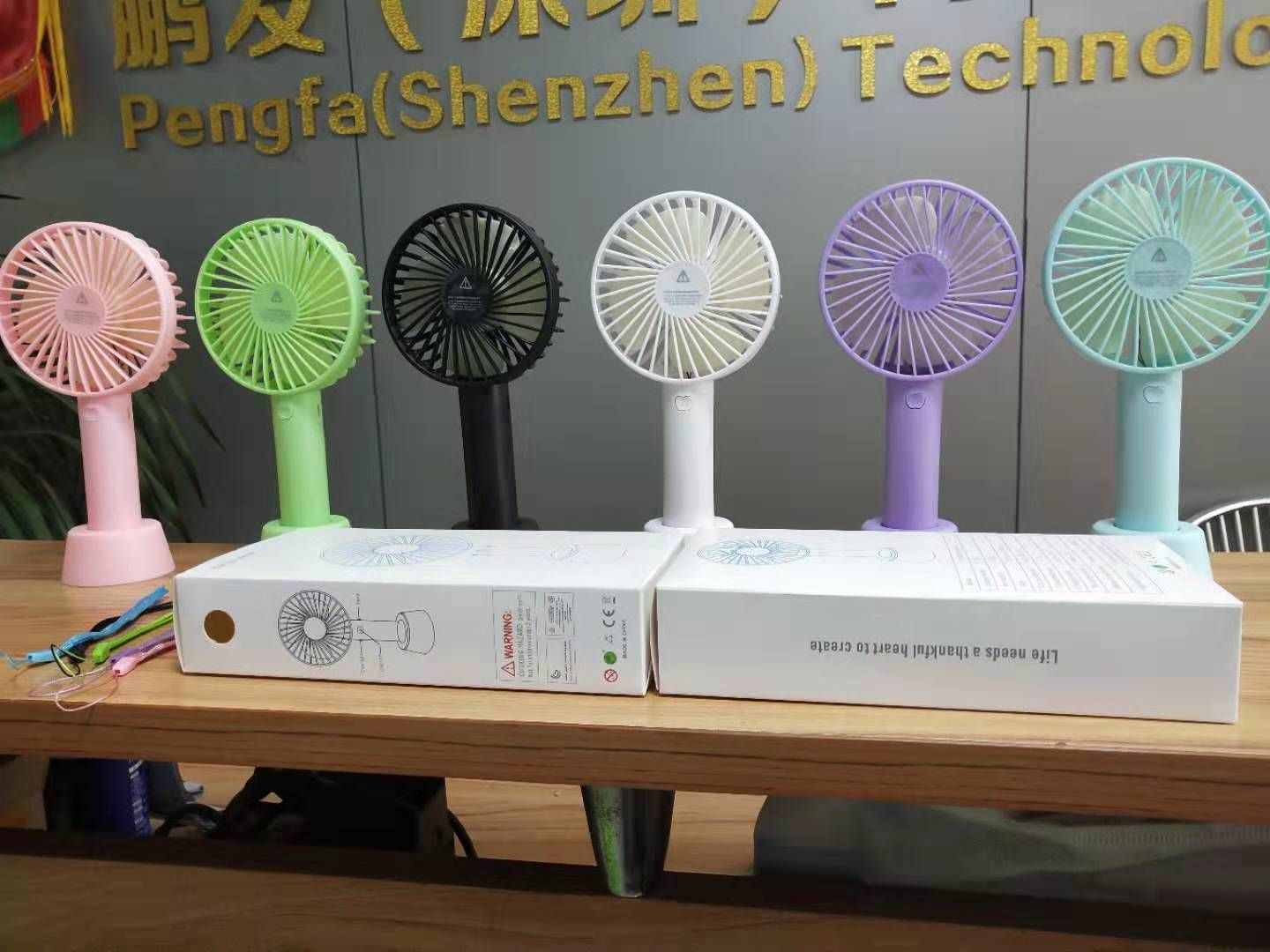 usb charging handheld fan Application Scenario