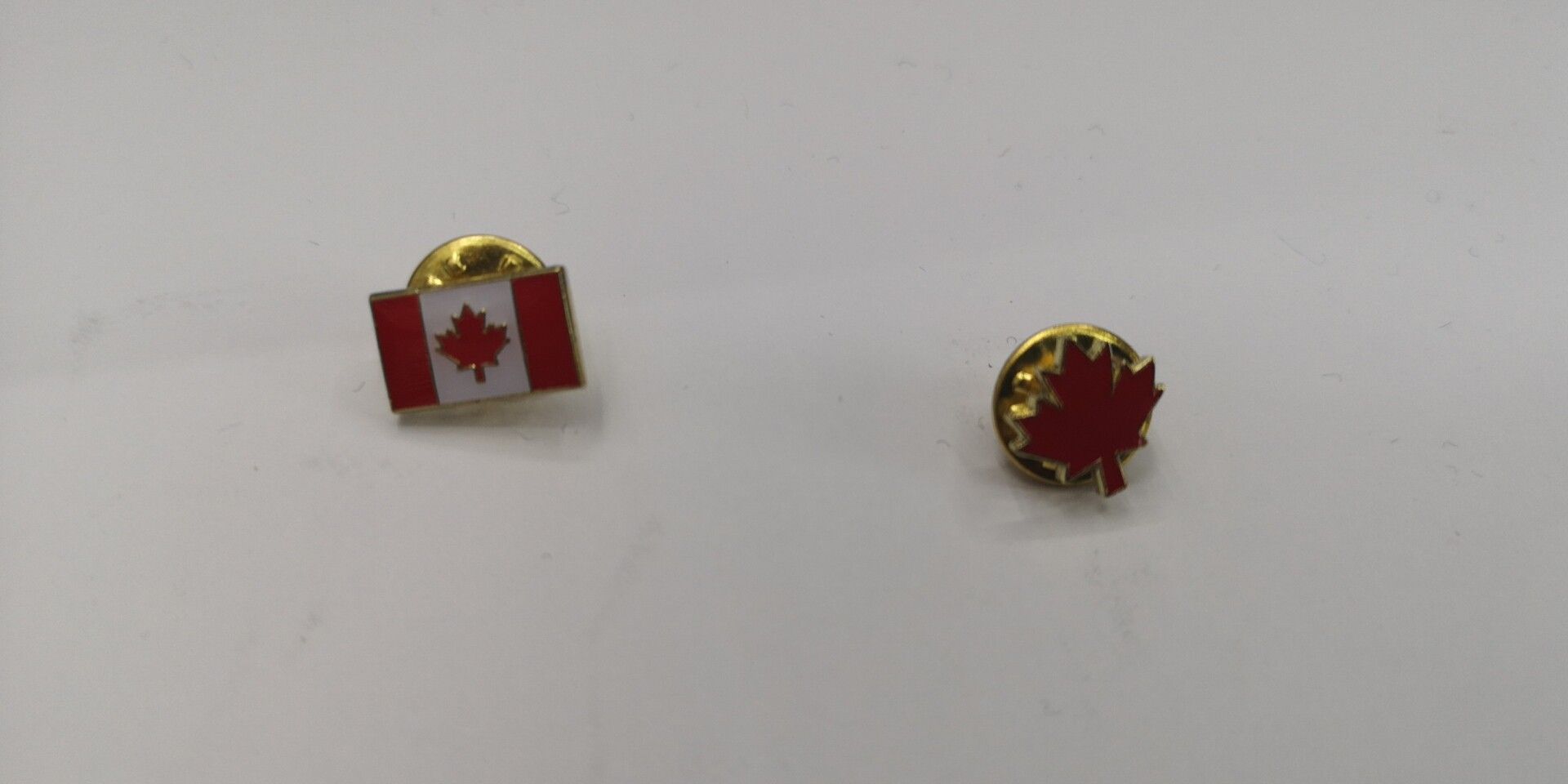 Canadian flag, badge