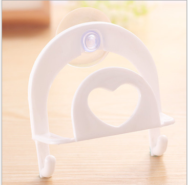 In the kitchen, vacuum wall-mounted cleaning sponge hooks, sink shelves, suction cups and miscellaneous racks are often used Application Scenario
