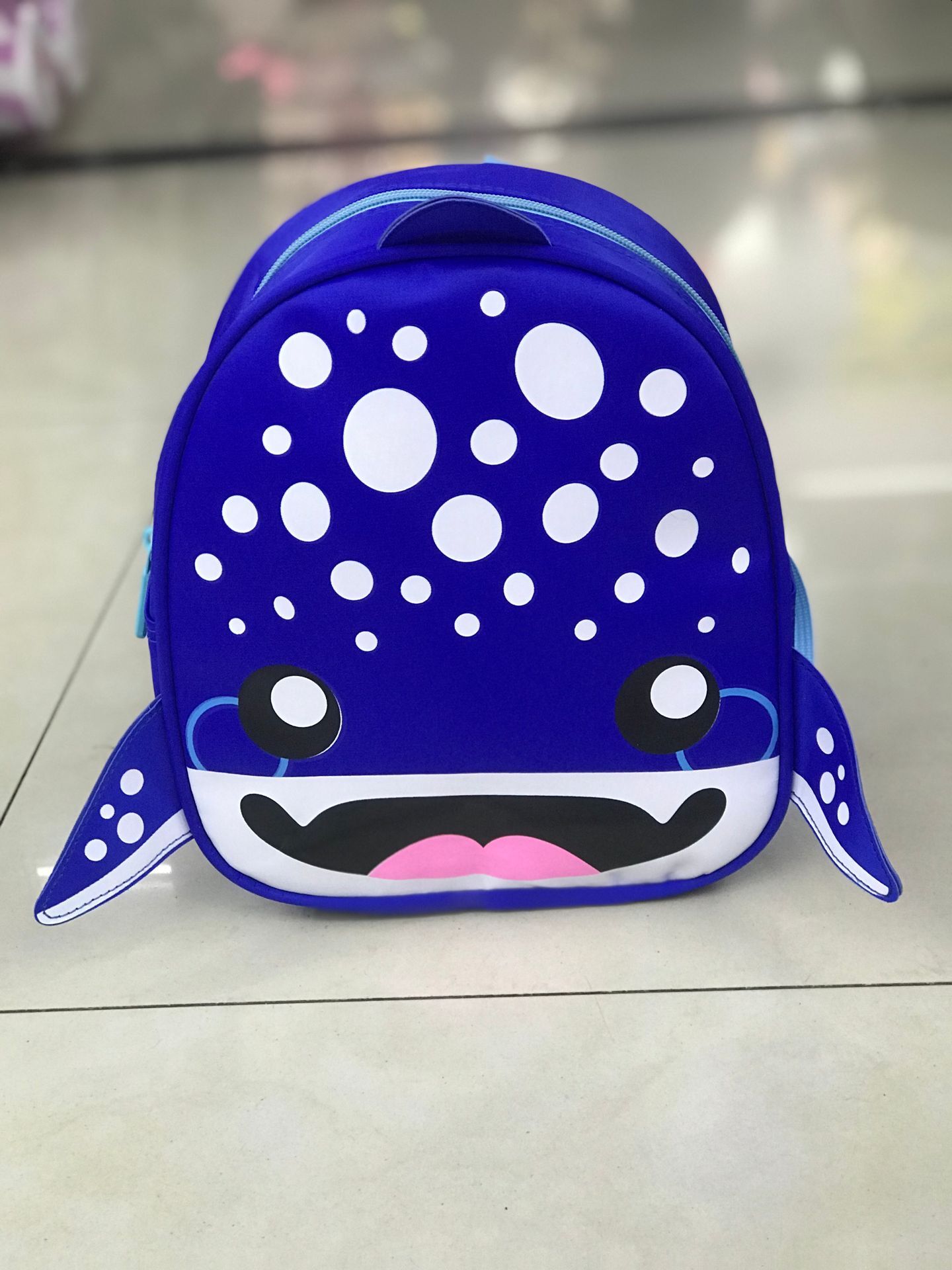 Shark backpack, parent-child bag, Dolphin children's backpack, Cartoon schoolbag, student schoolbag details Picture