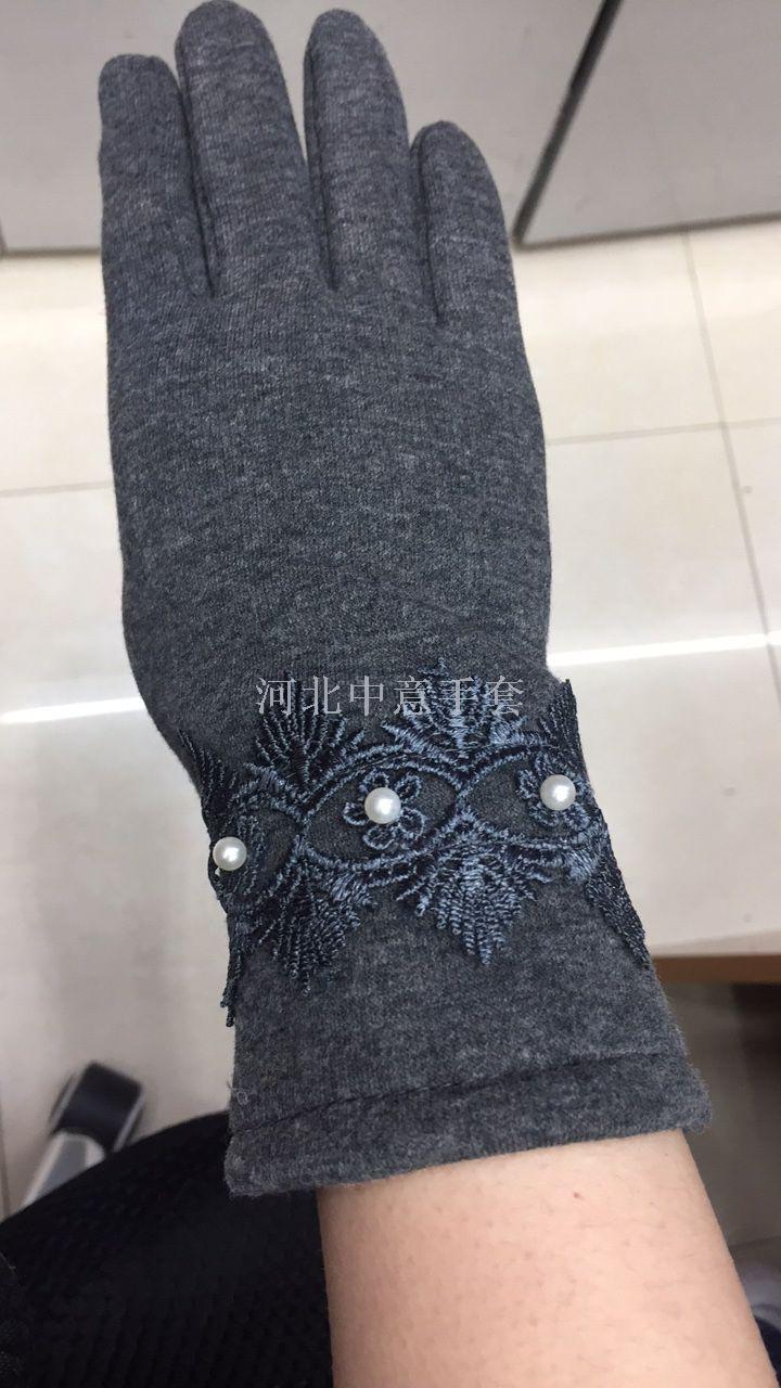 手套厂家新款不倒绒触屏手套秋冬保暖加绒开车蕾丝花边珍珠女手套