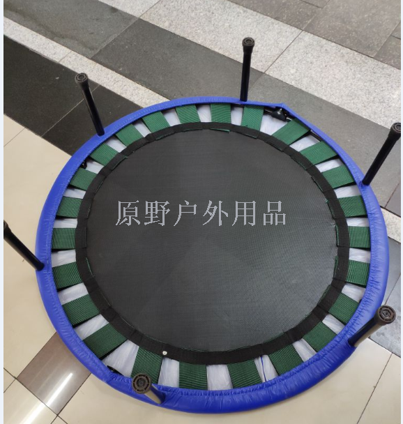 跳床实物图