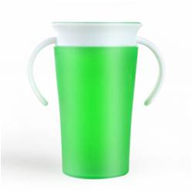 Children's Learning Cup 360 Degree Leak-Proof Cup Baby Training Cup Magic Cup Safety Cup Application Scenario