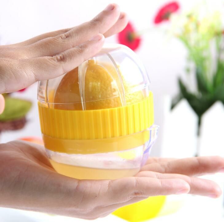 MINI Lemon Juicer - small size