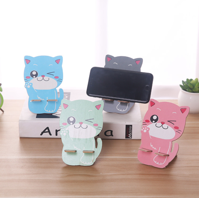 Desktop cartoon phone stand, bedside TV phone stand, lazy person's phone stand, tablet stand, wooden stand Specification image