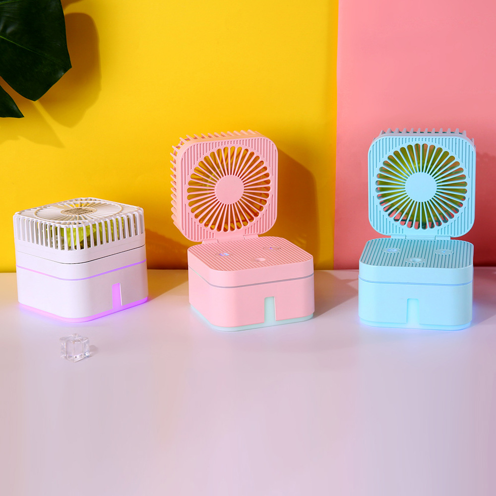 Creative desktop foldable USB fan, large-capacity humidifying and hydrating spray fan, Rubik's Cube fan