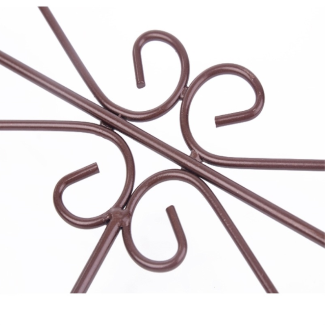 Creative iron door rear hooks, nail-free and traceless hooks, clothes hanger hooks, European-style bathroom hooks, storage hooks Application Scenario