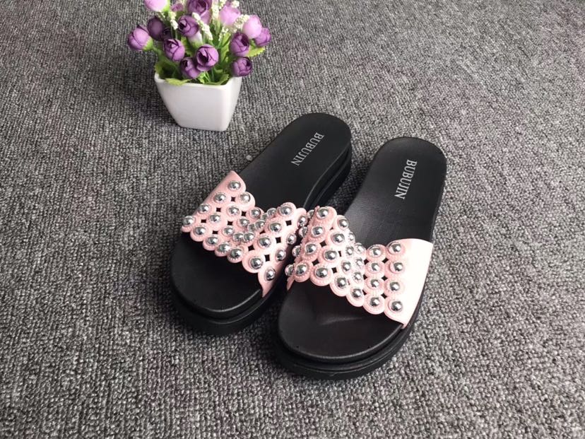 Thick-soled pearl-patterned women's one-word flip-flops Specification image