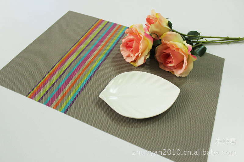 Manufacturers Direct Sales Of Pvc Teslin Placemat Rainbow Bar Hotel Placemat, High-End Restaurant Placemat Application Scenario