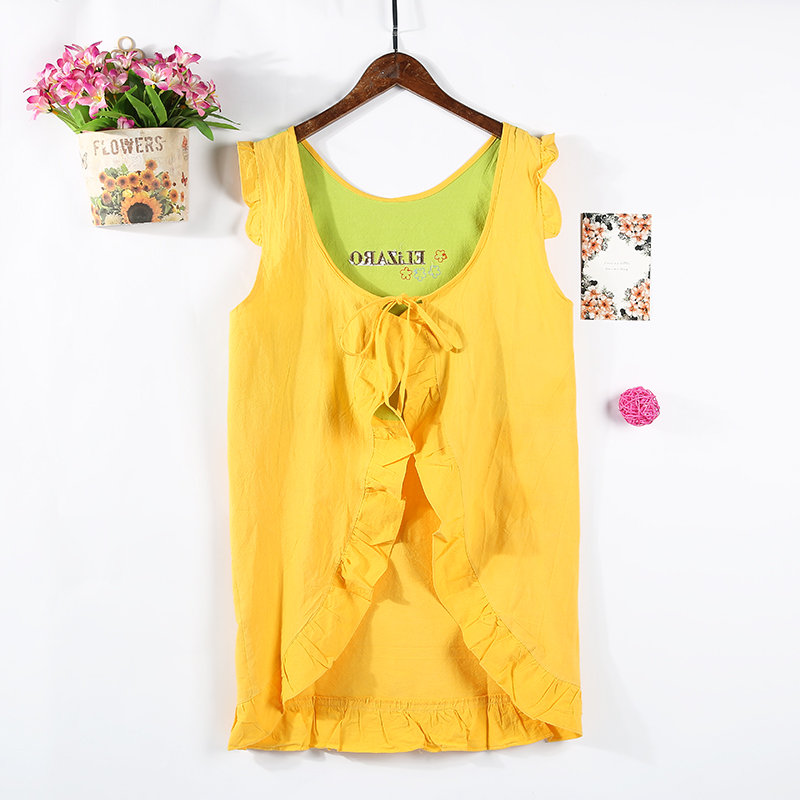 Korean Version Of Cotton Fashion Cartoon Cloth Three-Dimensional Embroidery Baking Home Reversible Vest Apron Application Scenario