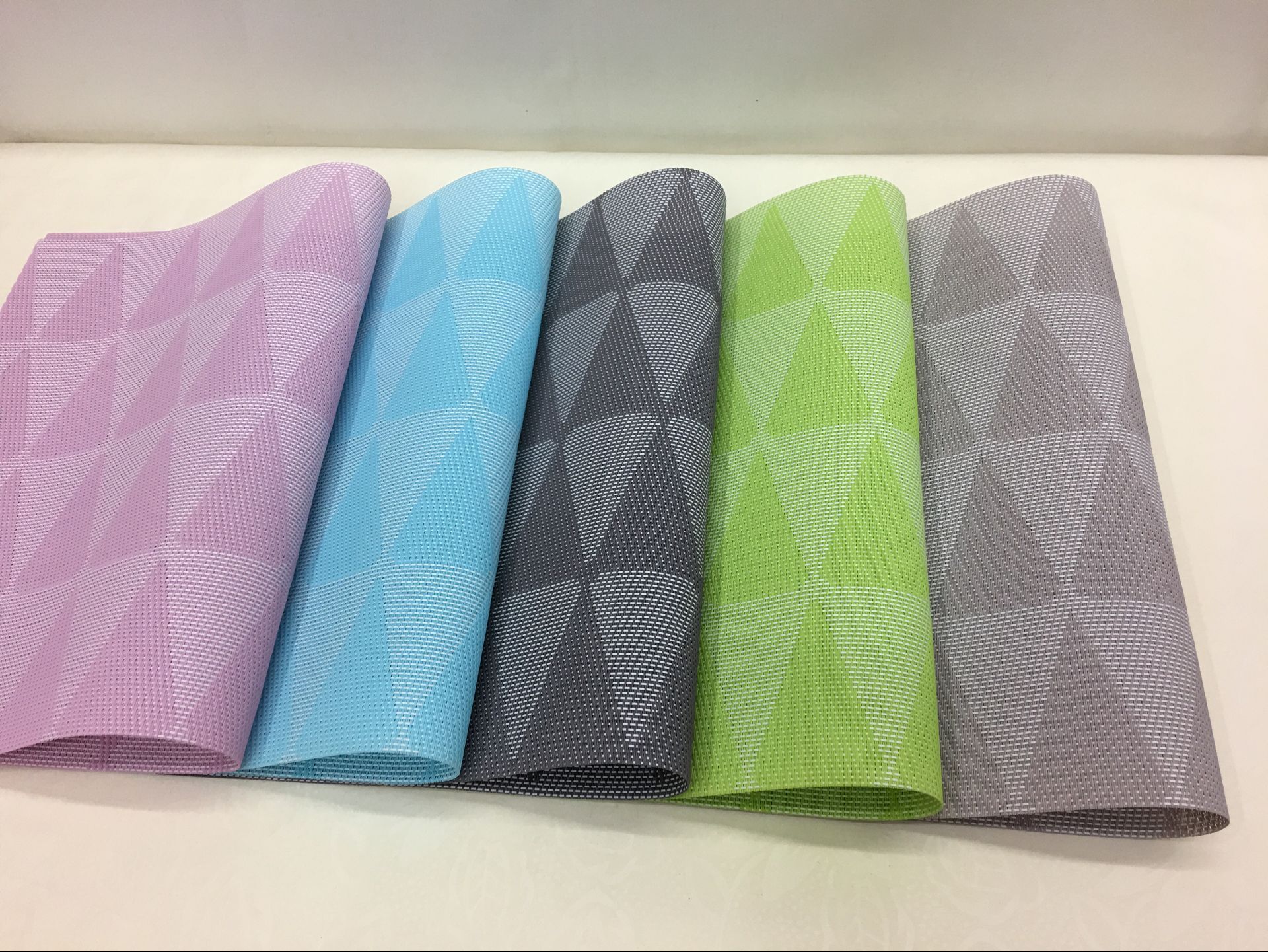 Wholesale of high-end hotel placemats, heat insulation pads, table MATS and high-end PVC table MATS and coasters