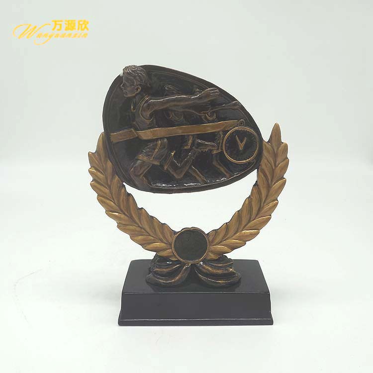 Factory direct sales of resin running race trophies, MEDALS, sports prizes, commemorative craft gifts and ornaments full figure