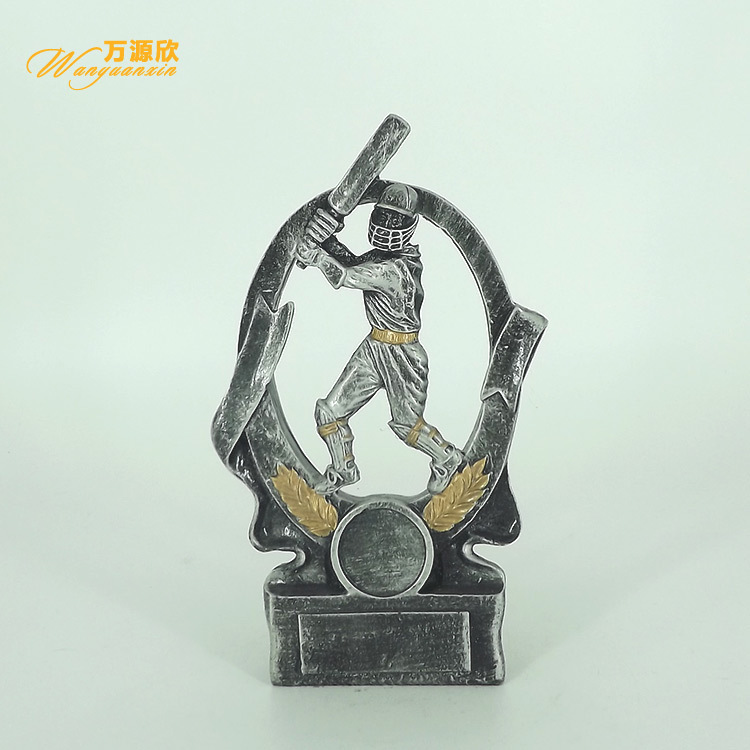 Resin craft gift ornaments, resin cricket, figure commemorative trophies, sports commemorative prizes full figure