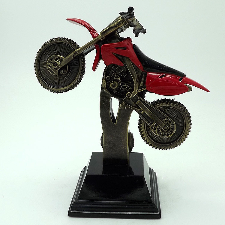 Factory direct sales of craft commemorative gifts, decorative items, resin sports trophies and MEDALS, racing commemorative trophies Application Scenario