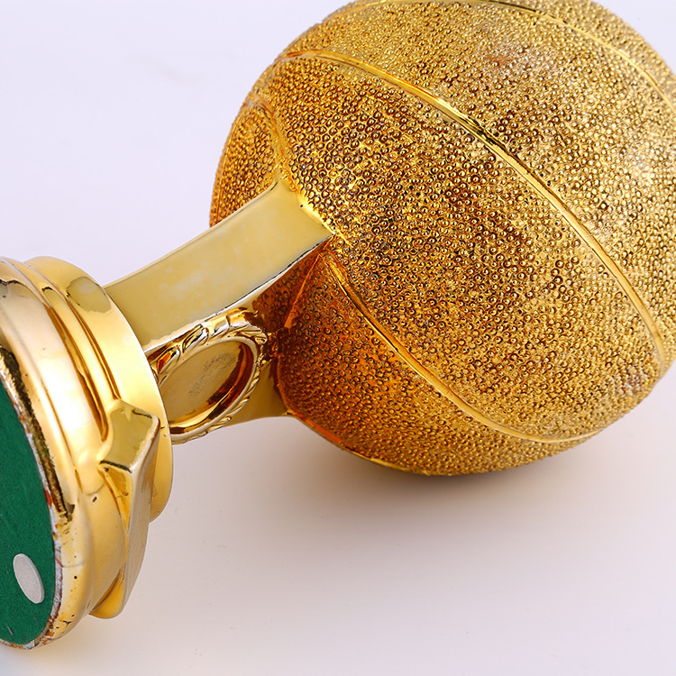Custom-made gilded basketball trophies, resin handicrafts, electroplated resin sports trophies, office ornaments Specification drawing