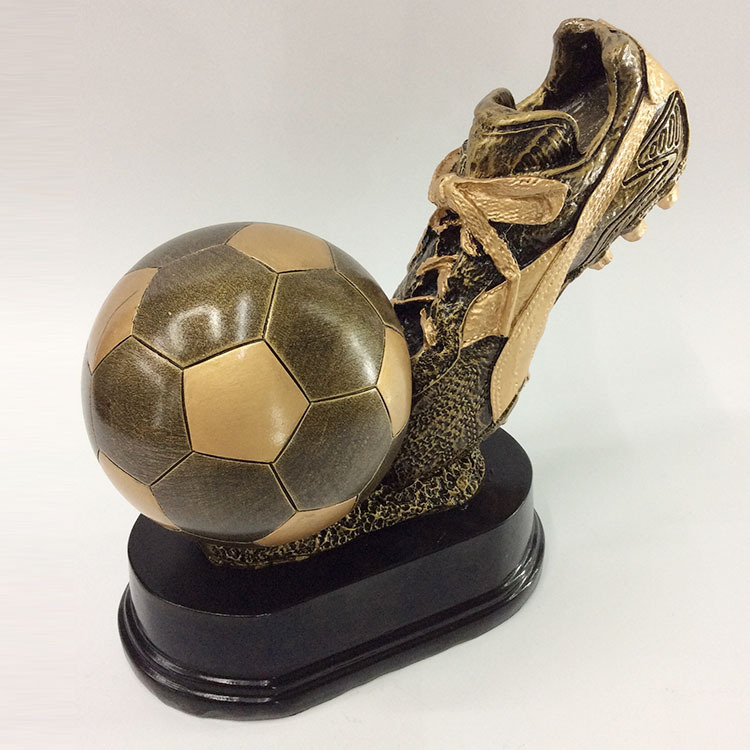 Resin handicraft factory direct sales, customizable souvenirs, sneakers, golden boots, trophies, metal and plastic trophies details Picture