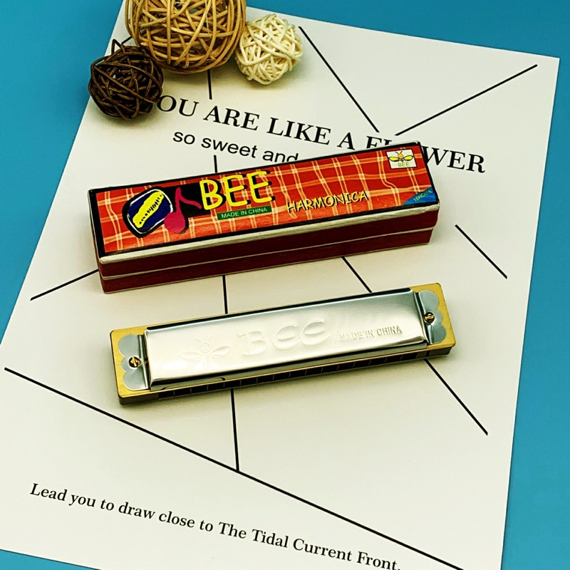16孔口琴/复音口琴/双音口琴产品图