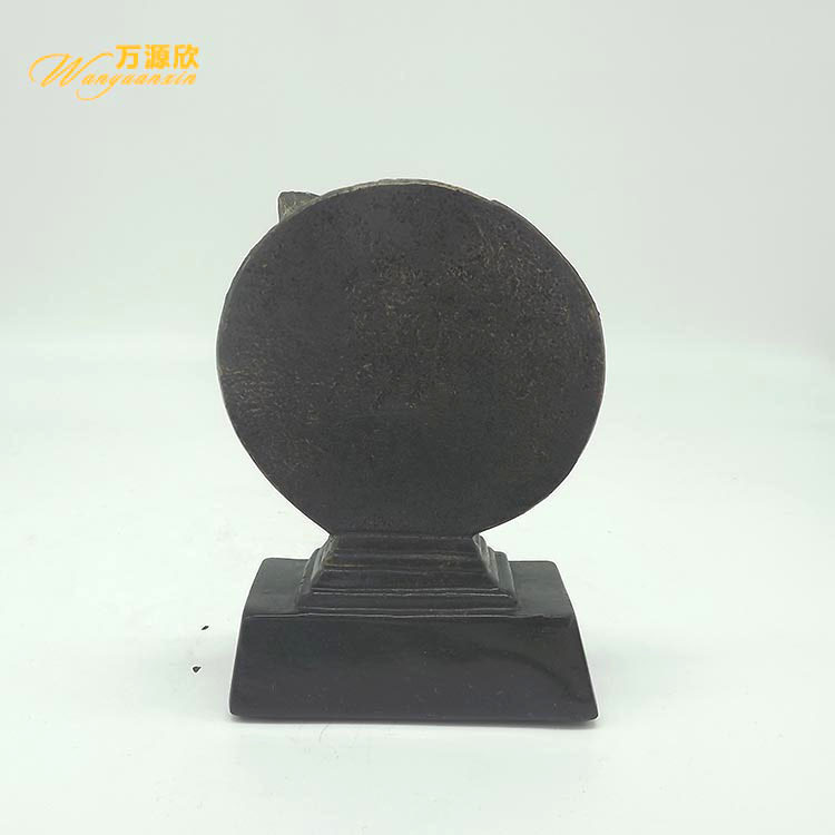 Wanyuanxin resin handicrafts and ornaments, volleyball event trophies, volleyball competition prizes and MEDALS custom-made Application Scenario