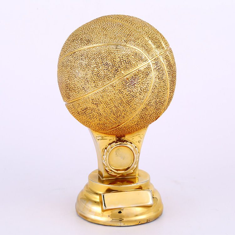 Custom-made gilded basketball trophies, resin handicrafts, electroplated resin sports trophies, office ornaments full figure