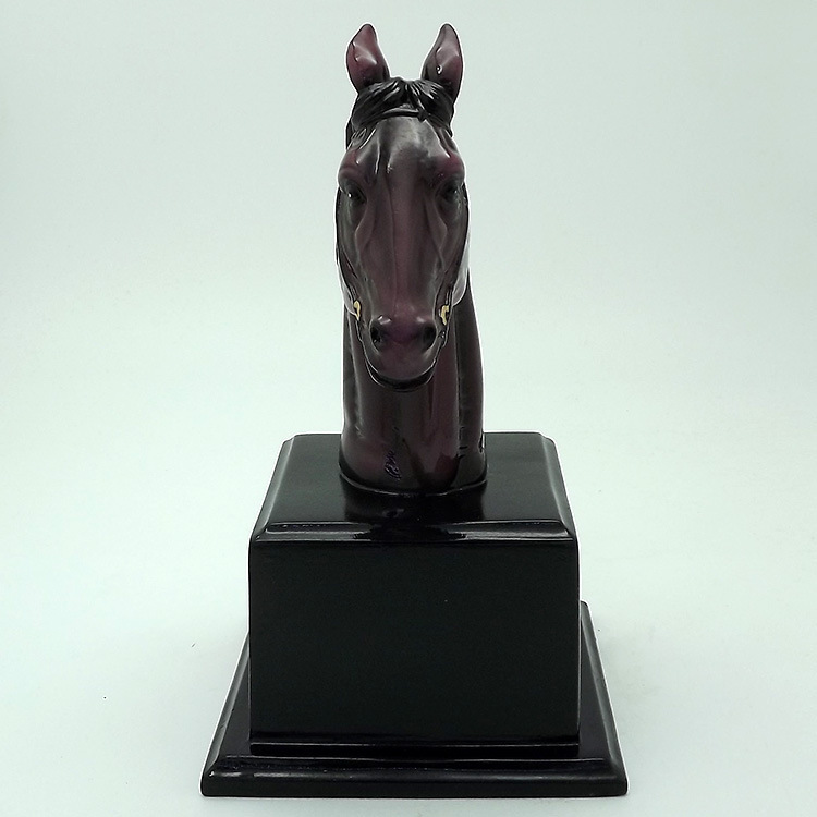 Sports trophies, prizes, horse racing commemorative trophies, resin craft commemorative gifts, decorative ornaments details Picture