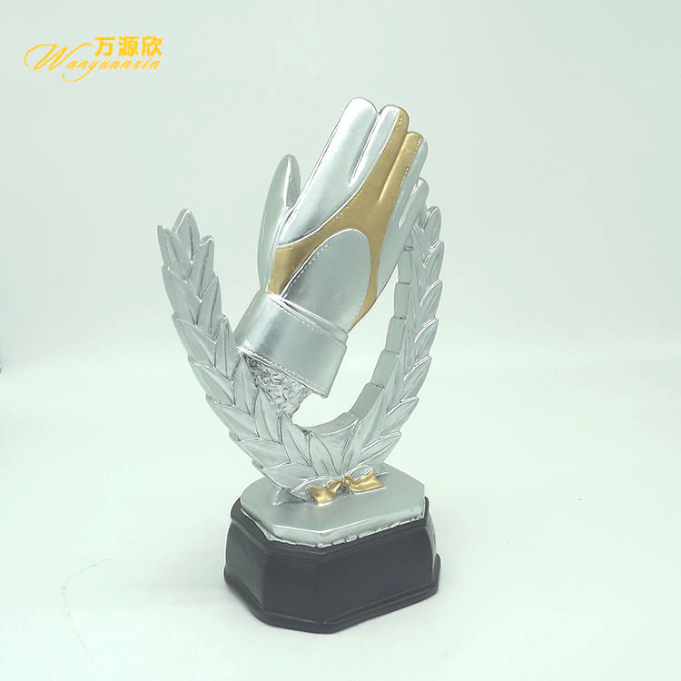 Factory direct sales of resin trophies, sports awarding trophies, referee gloves, craft commemorative gifts and ornaments details Picture