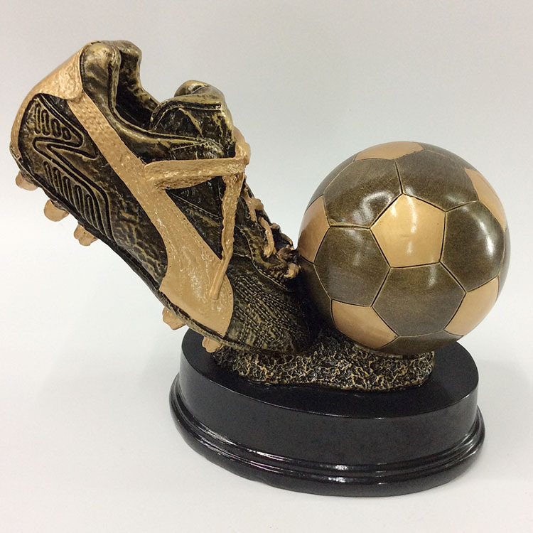 Resin handicraft factory direct sales, customizable souvenirs, sneakers, golden boots, trophies, metal and plastic trophies Specification drawing