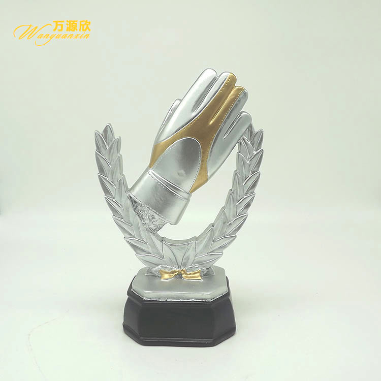 Factory direct sales of resin trophies, sports awarding trophies, referee gloves, craft commemorative gifts and ornaments full figure