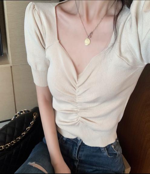 Women's 2019 summer pleated, slimming and sexy V-neck bubble short-sleeved top yf8 details Picture