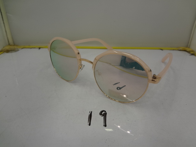 New fashion sunglasses for women thumbnail