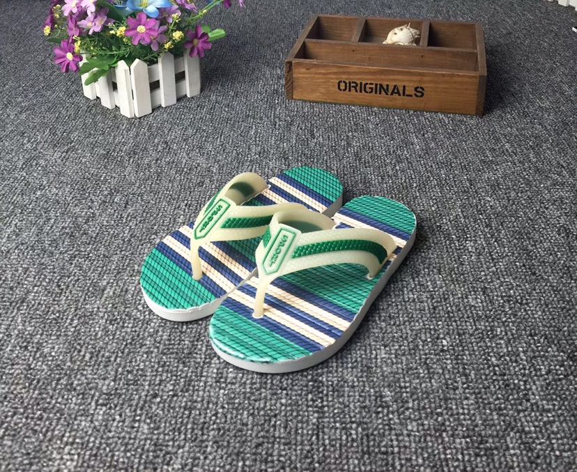 Zhongtong blows out trendy flip-flops, 30-34, mixed colors and sizes details Picture