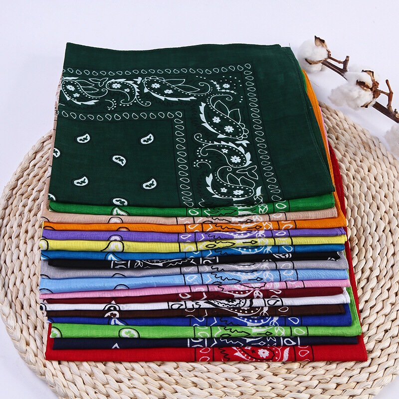 Wholesale of all-cotton Korean-style street dance, hip-hop, outdoor cycling multi-functional headscarves and cashew printed square scarves, one-piece consignment