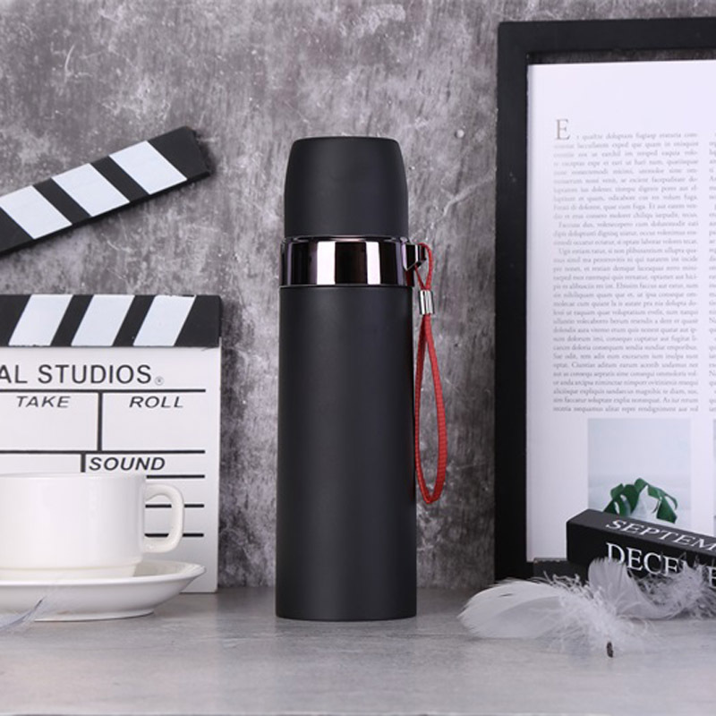 304 stainless steel bullet-shaped insulated cup, outdoor portable 500ML pendant water cup, custom car cup Specification image