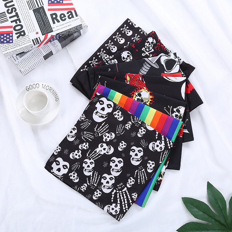 New colorful skull polyester-cotton square scarf, outdoor sports cycling headscarf, trendy men's fashionable headscarf, one-piece delivery