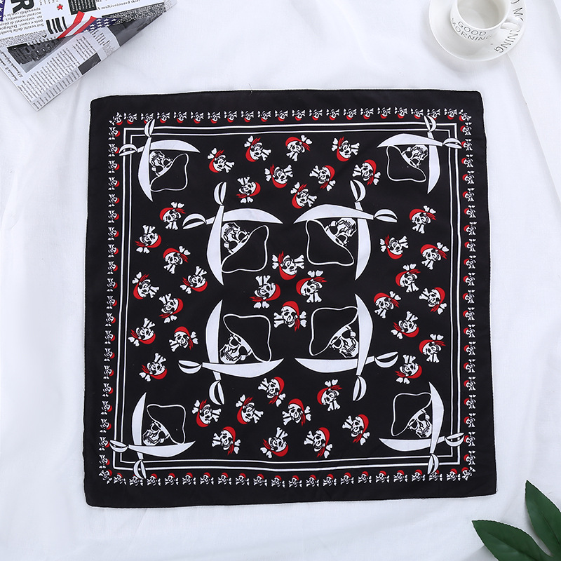 New colorful skull polyester-cotton square scarf, outdoor sports cycling headscarf, trendy men's fashionable headscarf, one-piece delivery Specification image
